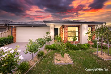 Property photo of 21 Kipling Circuit Diggers Rest VIC 3427