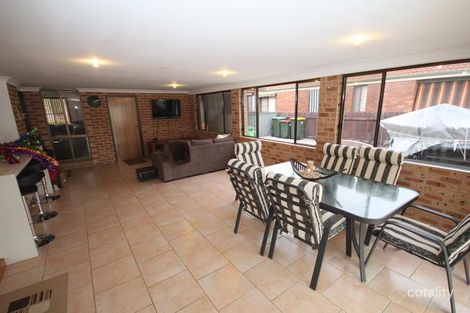 Property photo of 18 Rennie Crescent Tuncurry NSW 2428