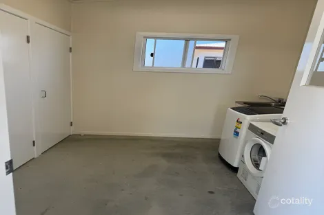 Property photo of 11 Queen Street Roma QLD 4455