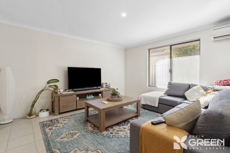 Property photo of 12 Dutton Gardens South Yunderup WA 6208