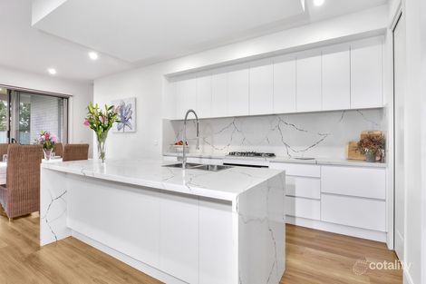 Property photo of 5 Cormorant Boulevard Kialla VIC 3631