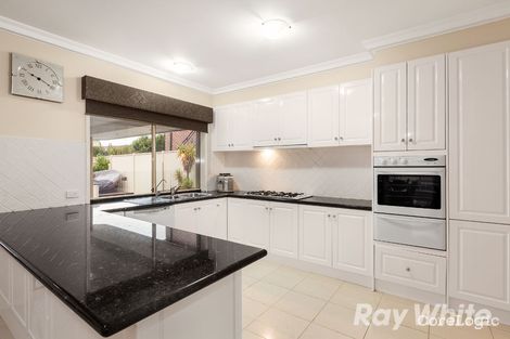 Property photo of 7 Narelle Court Mill Park VIC 3082