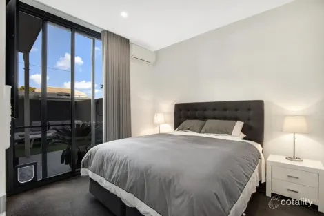 Property photo of 2001/77 Bride Street Wynnum QLD 4178