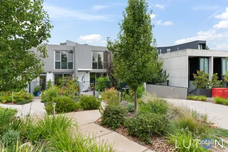 Property photo of 31/41 Hampton Circuit Yarralumla ACT 2600