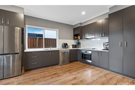 Property photo of 8 Arbon Street Holmview QLD 4207