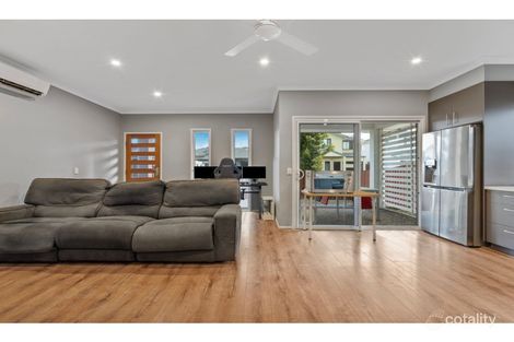 Property photo of 8 Arbon Street Holmview QLD 4207