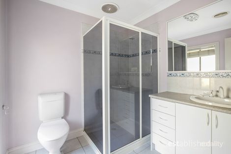 Property photo of 10 Evening Close Point Cook VIC 3030
