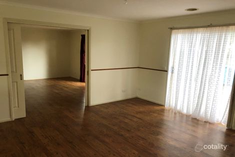 Property photo of 1 Terri-Ester Drive Berwick VIC 3806