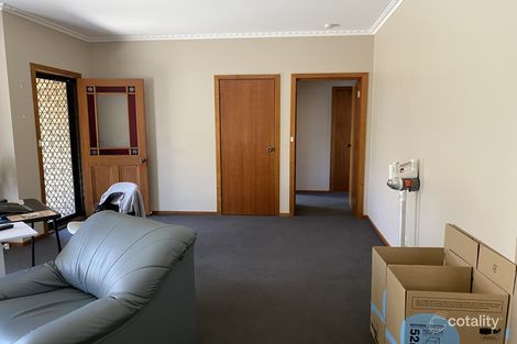 Property photo of 2/14 Elgin Street Sale VIC 3850