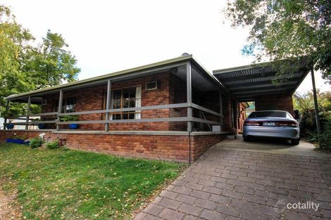 Property photo of 2/23 High Street Beechworth VIC 3747