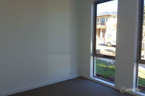 Property photo of 28 Danthonia Street Coburg North VIC 3058