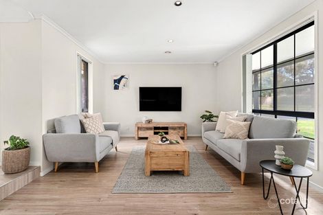 Property photo of 5 Sherbourne Drive Carrum Downs VIC 3201