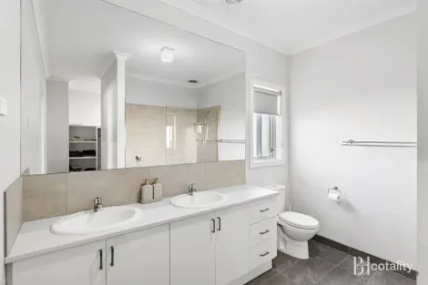 Property photo of 6 Smokehouse Avenue Kilmore VIC 3764
