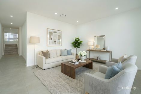 Property photo of 44 Cassio Way Rosemeadow NSW 2560