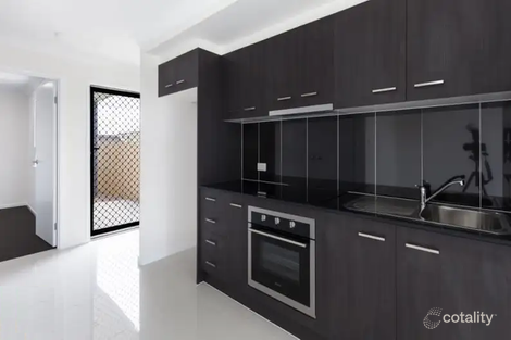 Property photo of 2/8 Ward Street Flinders View QLD 4305