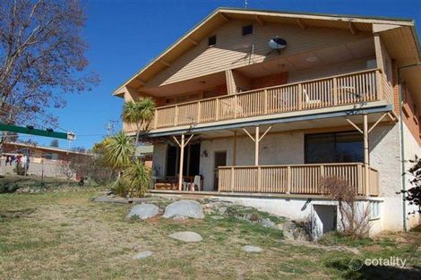 Property photo of 2/21 Ingebyra Street Jindabyne NSW 2627