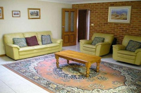 Property photo of 55 Grevillea Crescent Lake Albert NSW 2650