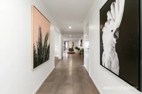 Property photo of 45 Breasley Parkway Point Cook VIC 3030