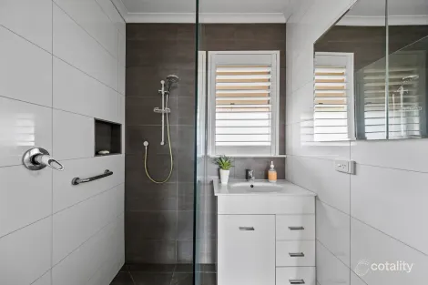 Property photo of 37 Waranga Crescent Broadmeadows VIC 3047