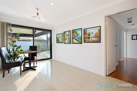 Property photo of 8 Ivy Avenue McGraths Hill NSW 2756