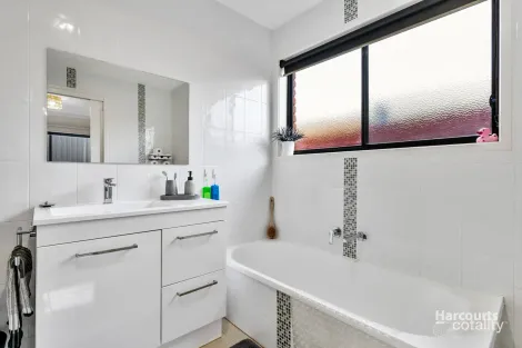 Property photo of 14 Fielder Lane Howrah TAS 7018