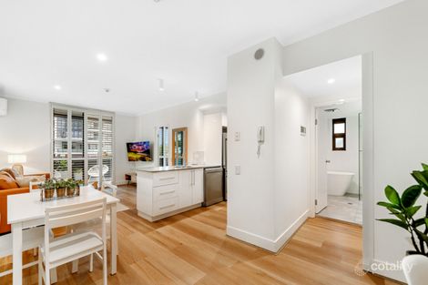 Property photo of 4G/30-34 Surf Parade Broadbeach QLD 4218