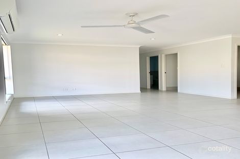 Property photo of 1/10 Oakwood Place Chuwar QLD 4306