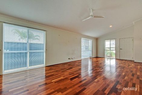 Property photo of 1 Mount Warren Boulevard Mount Warren Park QLD 4207