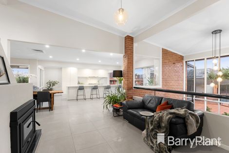 Property photo of 9 Greenhills Road Bundoora VIC 3083