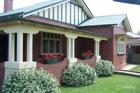 13 Gisborne St, Wellington, NSW 2820