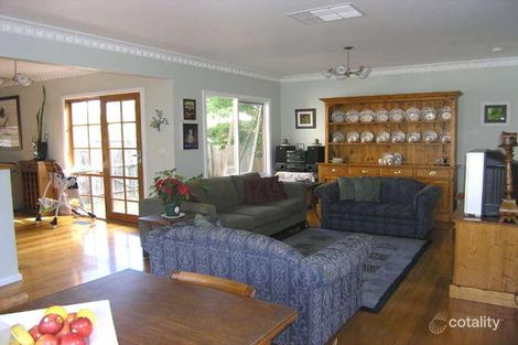 Property photo of 10 Muir Court Ringwood VIC 3134