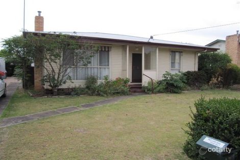 13 Kenna Ave, Hamilton, VIC 3300