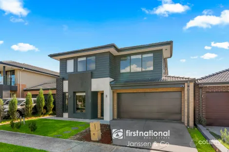 Property photo of 13 Omars Place Narre Warren South VIC 3805