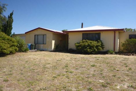 2 Chestnut St, Castletown, WA 6450