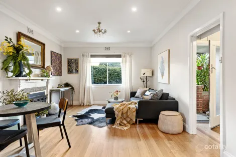 Property photo of 10 Elizabeth Road Creswick VIC 3363