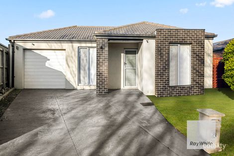 Property photo of 16 Tasman Court Taylors Hill VIC 3037