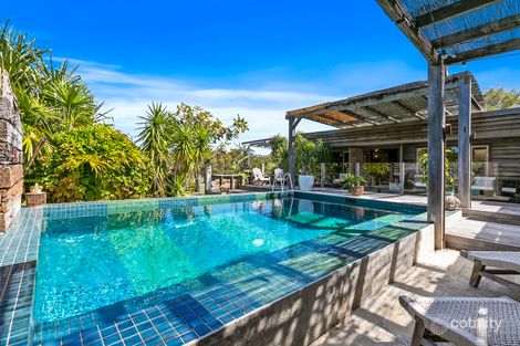 1460 Louis Bazzo Dr, Cootharaba, QLD 4565