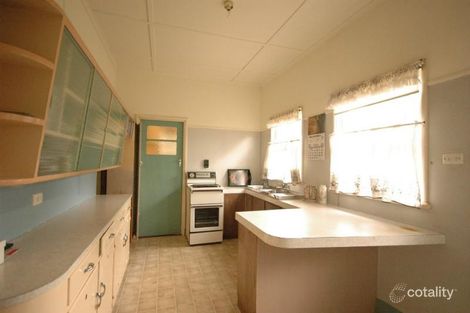 Property photo of 50 Mary Street Mount Lofty QLD 4350