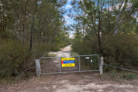 2/2 Berrys Rd, Stockdale, VIC 3862