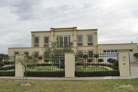 48 Wentworth Dr, Taylors Lakes, VIC 3038