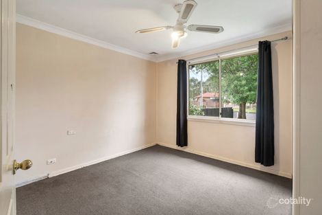 Property photo of 10 Gasmata Crescent Whalan NSW 2770