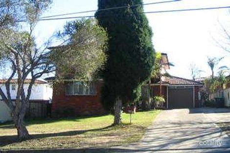 70 Oak Dr, Georges Hall, NSW 2198