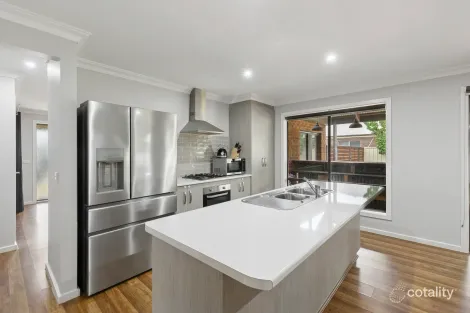 Property photo of 9 Crusader Avenue Mooroopna VIC 3629