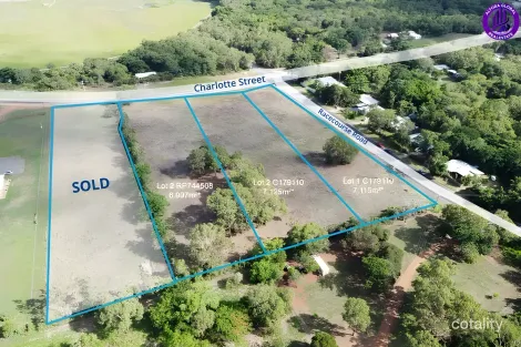 8 Charlotte St, Cooktown, QLD 4895