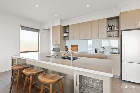 Property photo of 15 Hull Road Mount Martha VIC 3934