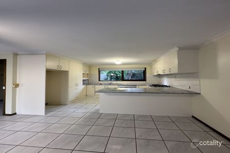 Property photo of 6 Heard Close Berwick VIC 3806