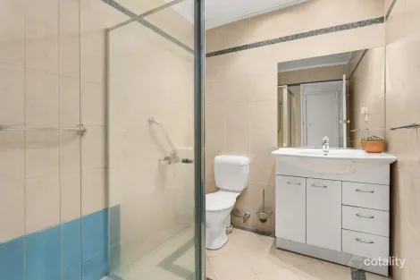 Property photo of 6/55 Yarrbat Avenue Balwyn VIC 3103