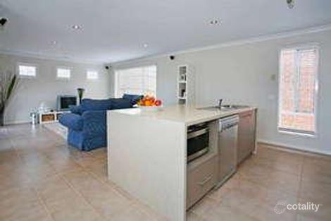 Property photo of 23 Malbec Loop Waurn Ponds VIC 3216