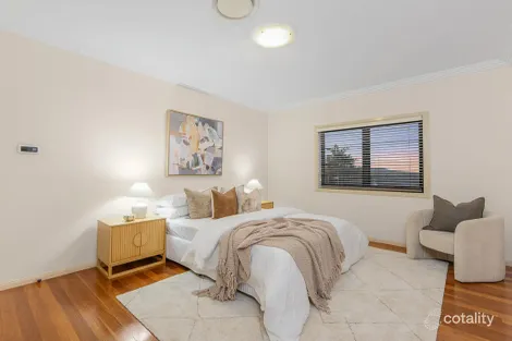 Property photo of 20 Becker Place Mount Ommaney QLD 4074