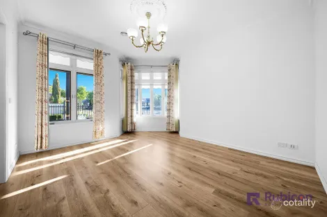 Property photo of 18 Ravello Circuit Point Cook VIC 3030